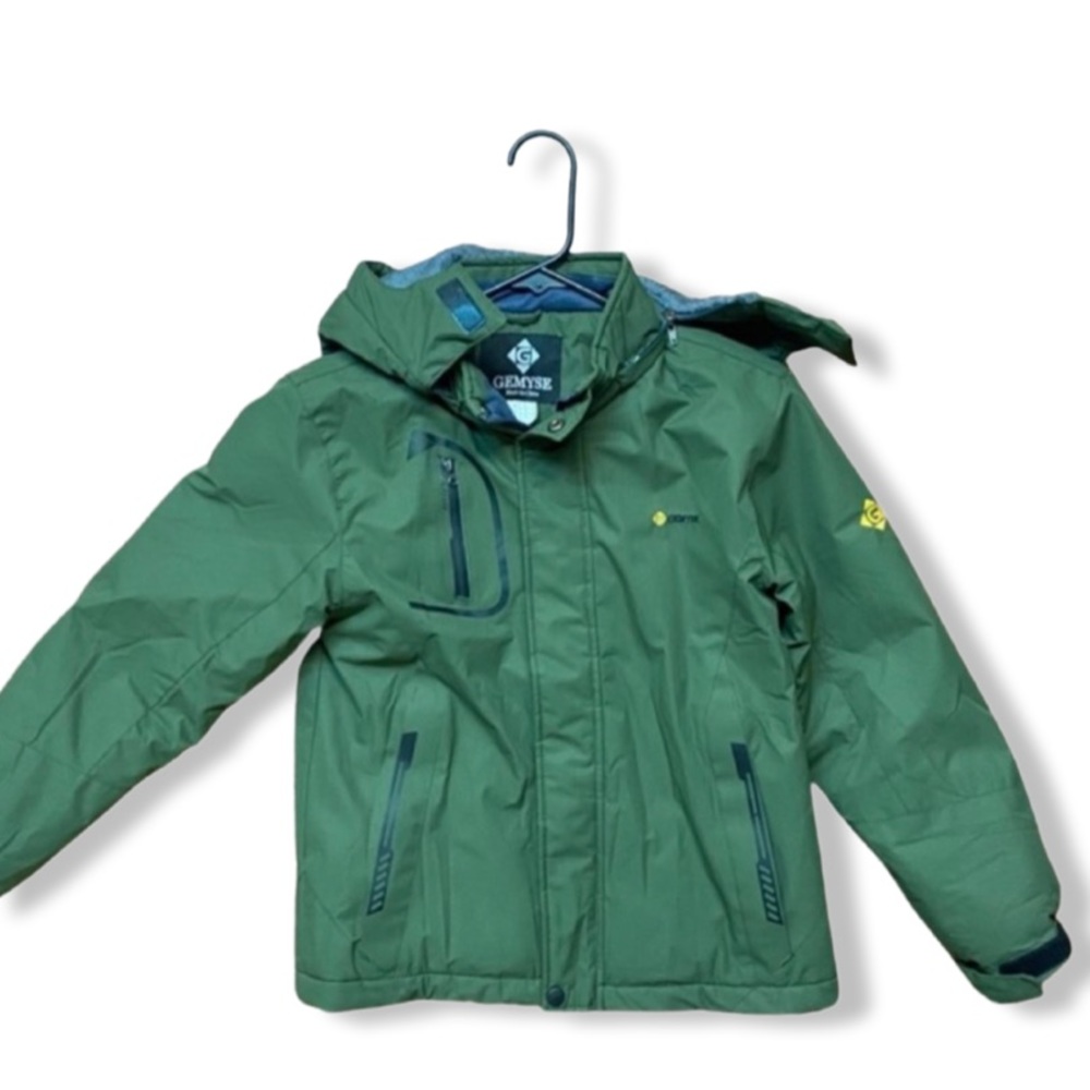 GEMYSE Kid’s (8) Raincoat